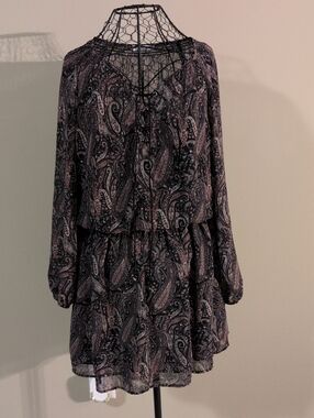 Dex Black and Pink Paisley Long-Sleeve Tiered Dress